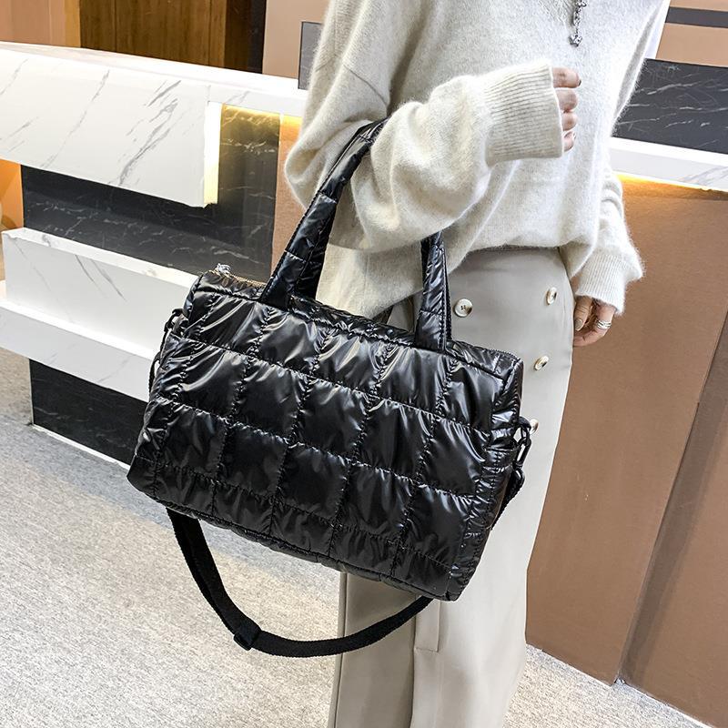Tas bahu katun bantalan ruang  - Shoulder Bag Structured ulasan dan harga